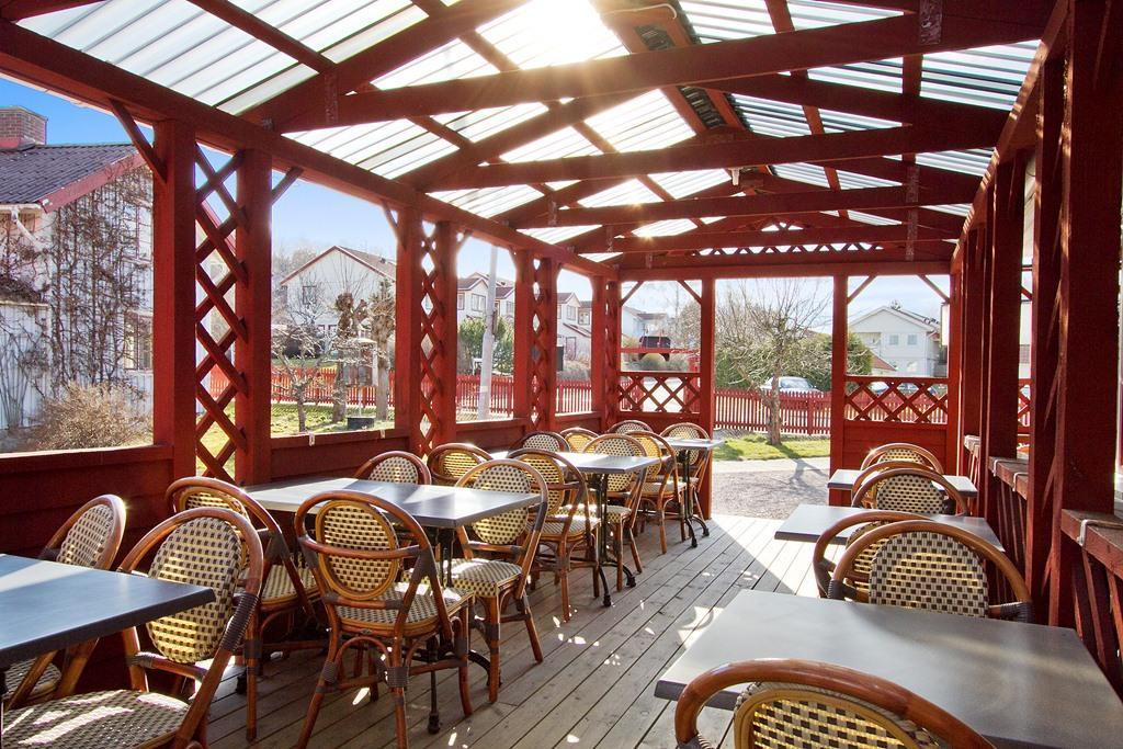 Hotell Mikaelsgarden Vårgårda Dış mekan fotoğraf